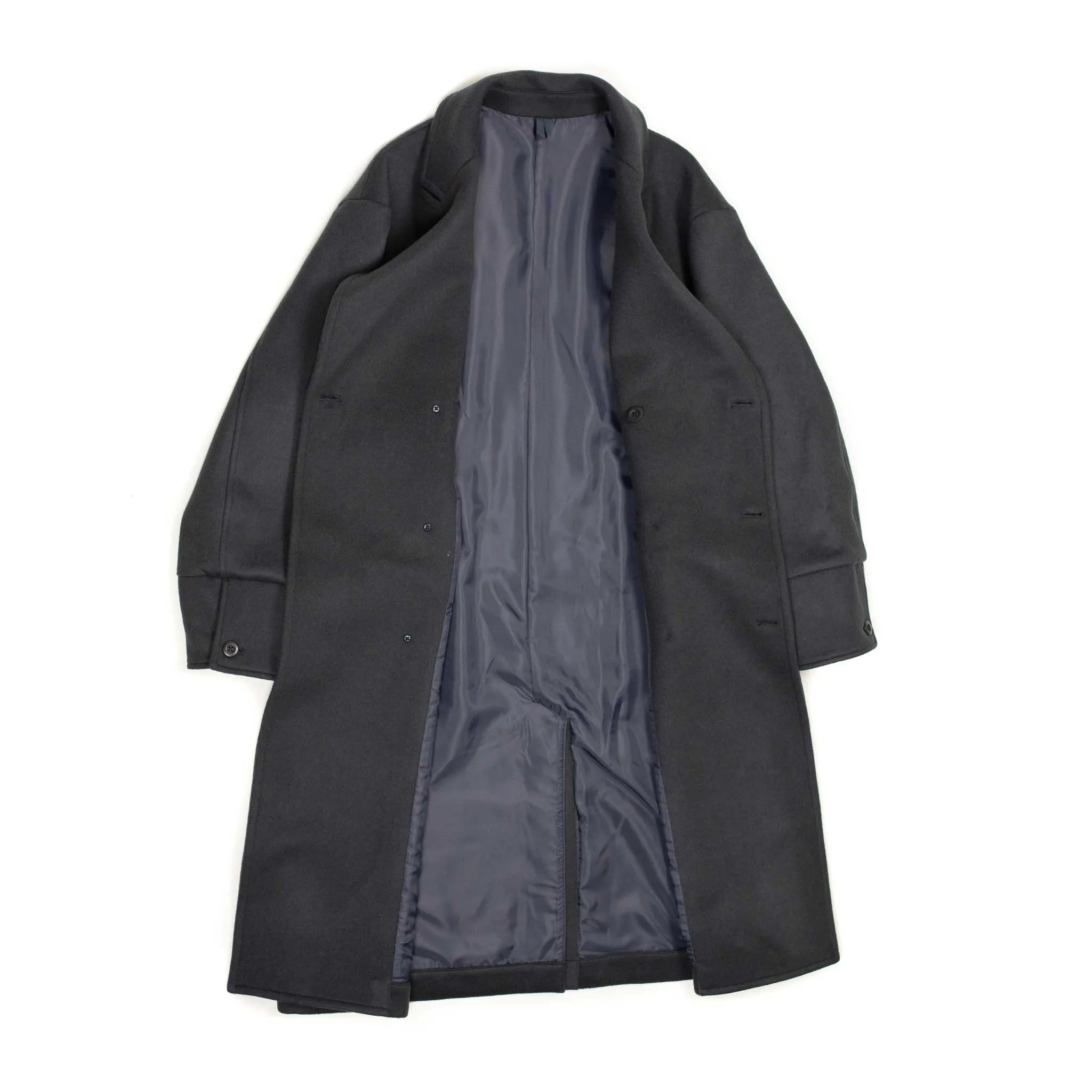 Double-breasted coat in navy super 100s double-cloth wool