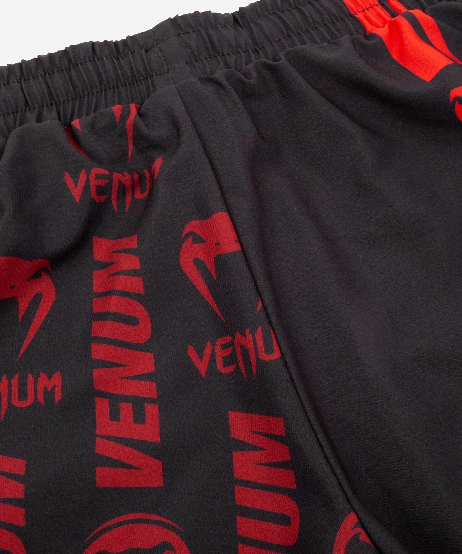 Venum Logos Training Shorts - Black/Red