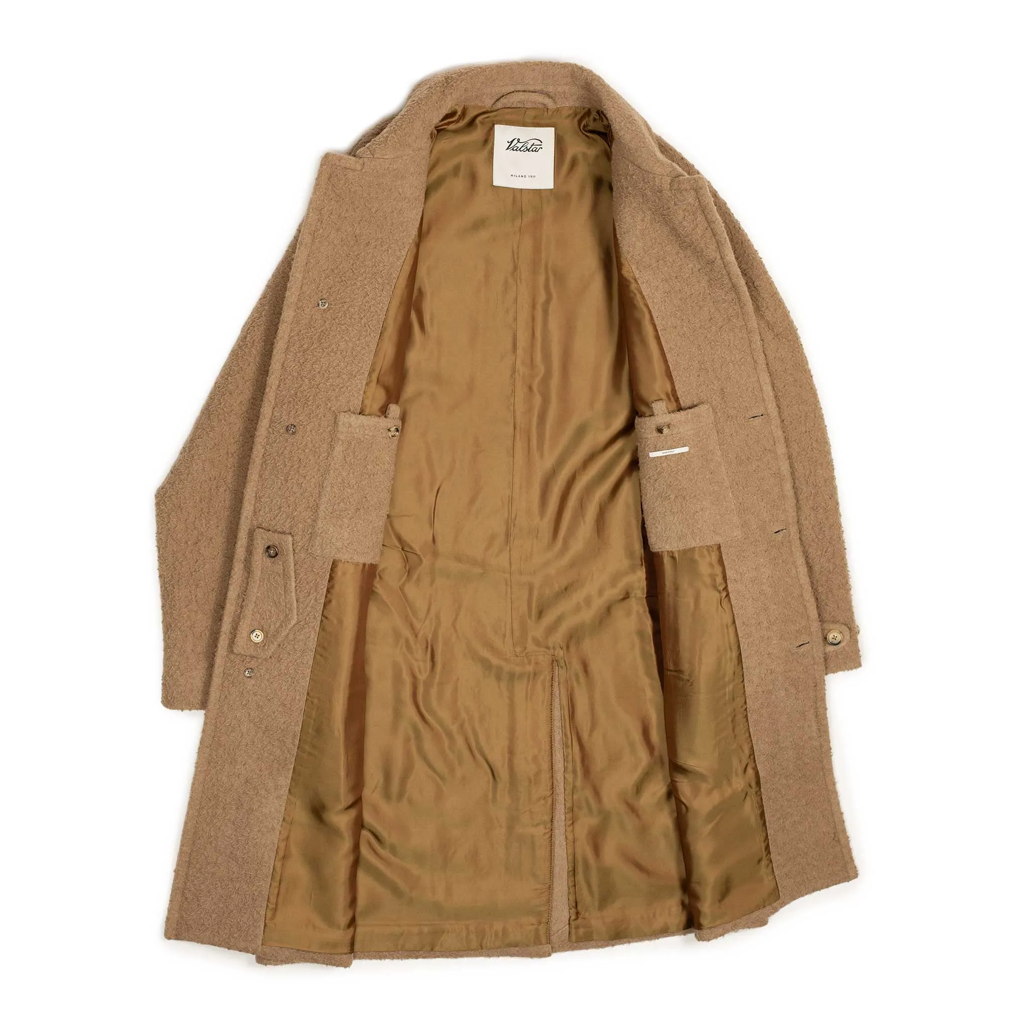 Vittorio raglan coat in beige casentino camelhair wool